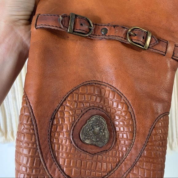 Vintage Leather Winter Brown Boots - Picture 9 of 12